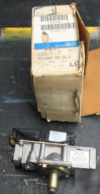 Nos johnson controls G53DBG-7CLP gas valve