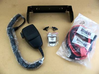 Mint motorola radius M1225 vhf 4-ch 40W mobile radio
