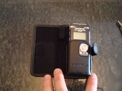 Olympus ws-320M digital voice recorder + case and mic
