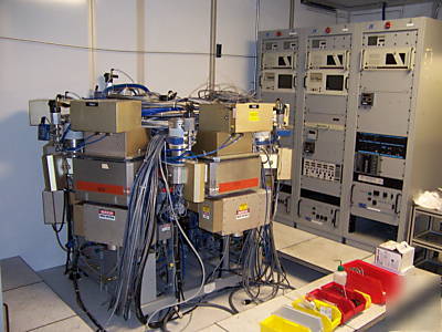 Sfi endeavor 8600 cluster sputtering tool