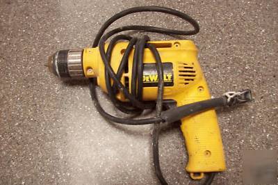 Dewalt DW106 3/8-inch heavy duty vsr 5.4 amp drill