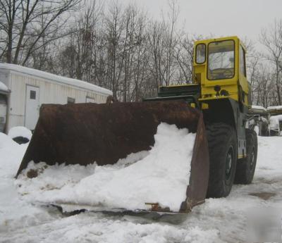 Loader 4X4 baltimore maryland weighs 25K bucket & forks