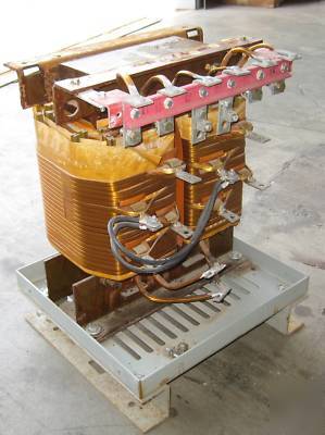 General electric transformer 25 kva 240X480 120/240 