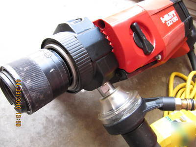 Hilti dd 130 cord drill & rijs wet & dry system nice