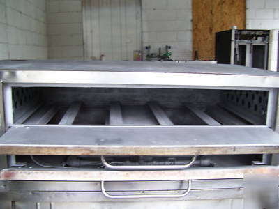 Bakers pride Y600 double deck pizza oven w/ stones- gas