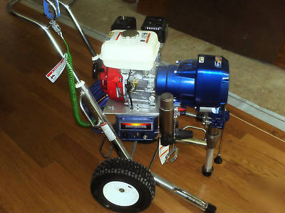 New graco g-max ii 5900 gasoline powered paint sprayer