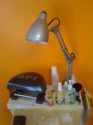 Entire nail salon equipment or business opportunity