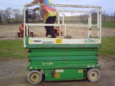 Jlg 2646E2 scissor lift man lift boom aerial lift