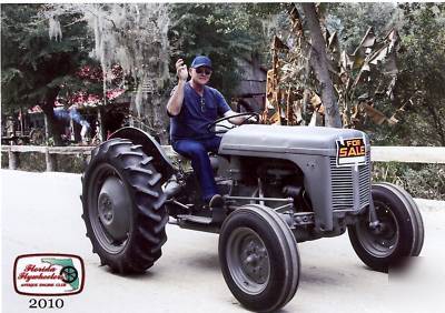 1951 harry ferguson tractor model TO20 restored