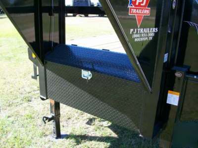 New 40 ft, pj trailers gooseneck, gvwr 25,000