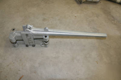 One lot of greenlee tools. vacuum, ko set, more........