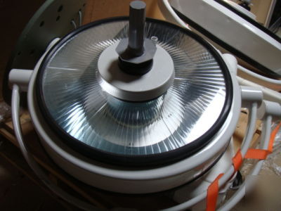 Castle gcl 500 700 dual surgical lights ceiling mounted