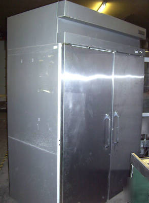 Hobart Q2 2 door stainless pan slide refrigerator 