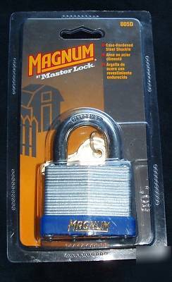 New master lock magnum padlock 2 inch laminated body 