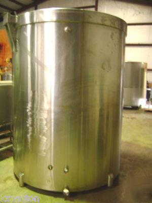 1600 gallon stainless tank with inverted dish bottom