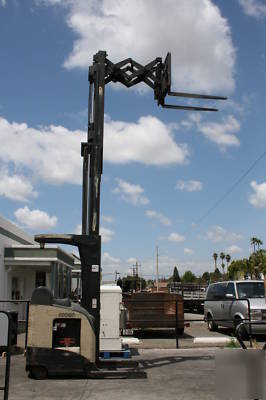 Crown reach truck 3000 lbs. forklift - complete 