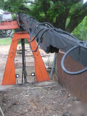 Prentice f-90 log loader on 1985 international 9300