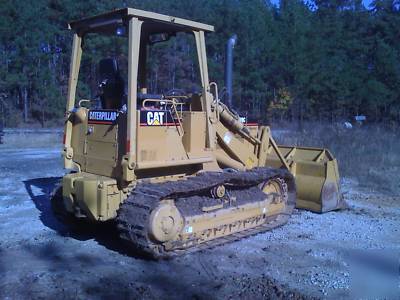 Caterpillar tractor 939C track loader cat 2006 low time