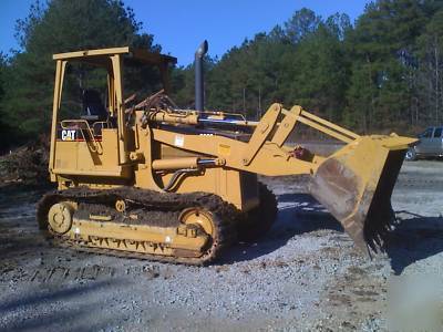 Caterpillar tractor 939C track loader cat 2006 low time