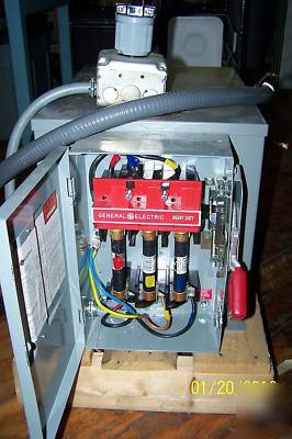 Marcus 15 kva transformer 380 220 with wired fuse panel