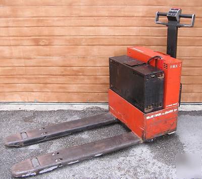 Prime mover electric pallet jack works, needs batteries