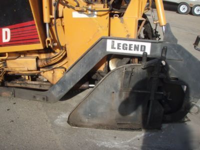 2006 leeboy 7000D conveyor track paver - fix n save$$