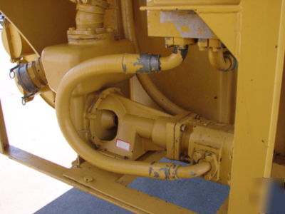 1988 caterpillar 613C mega 5000 gallon waterpull