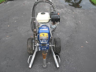 Graco 5900 gmax gas powered airless paint sprayer clean