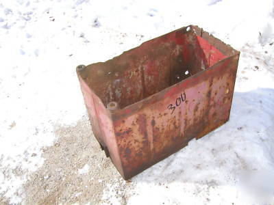 Farmall 300 350 400 450 tractor orignal ih battery box 