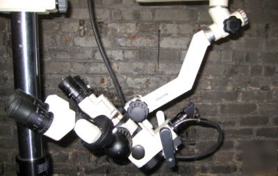 Storz urban us-1 model 702A surgical microscope
