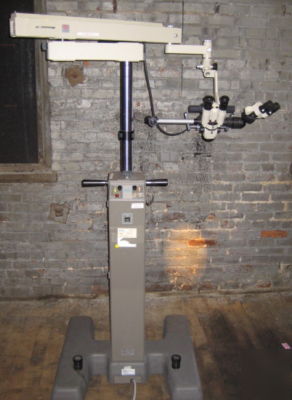 Storz urban us-1 model 702A surgical microscope
