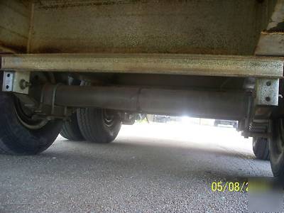 1998 40' tandem dual flatbed gooseneck trailer