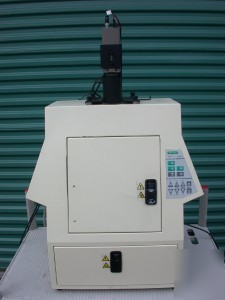 Bio-rad gel doc 2000 darkroom documentation system