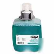 GojoÂ® cucumber melon luxury hair and body foam