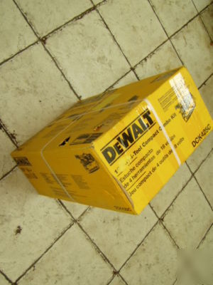 New dewalt DCK425C 4 tool combo kit w/2 batts. brand 