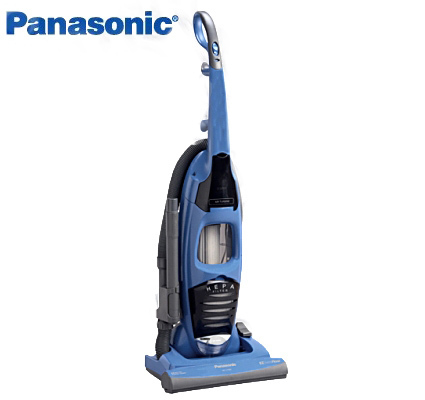 New panasonic mc-V7600 bagless upright vacuum 
