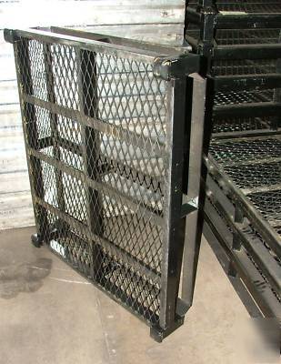 Pallets - stackable steel pallets, 36