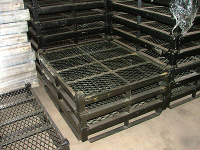 Pallets - stackable steel pallets, 36