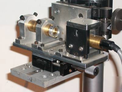 New port translation stage assembly with model 75 rod