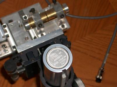 New port translation stage assembly with model 75 rod