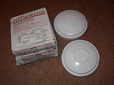 Lot of 2X chemetronic heat detector, serie 600, nos