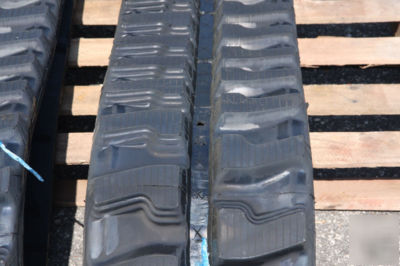 Solideal rubber tracks bobcat 864 & T200, deere CT322