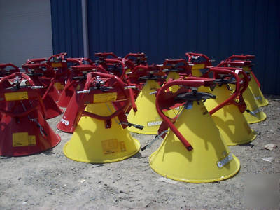 Seed/fertilizer spreader 890 lbs., 3 point, poly hopper