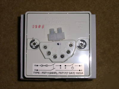 Timeguard FST17 7 day fused spur timeswitch 24 hour