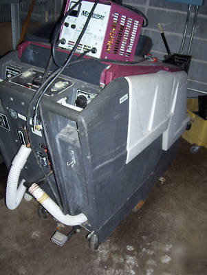 Floor scrubber minuteman 260 26