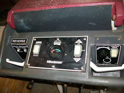 Floor scrubber minuteman 260 26
