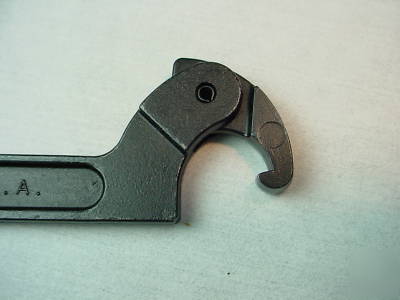 Small hook spanner wrench for bridgeport mills - u.s.a.