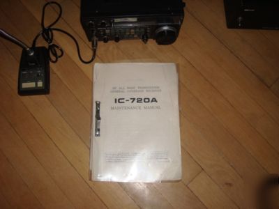 Ic hf 720A transceiver, sm-8 desk mic, & ic p supply 