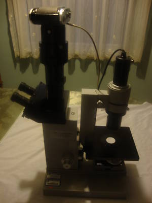 Leitz diavert inverted photographic microscope