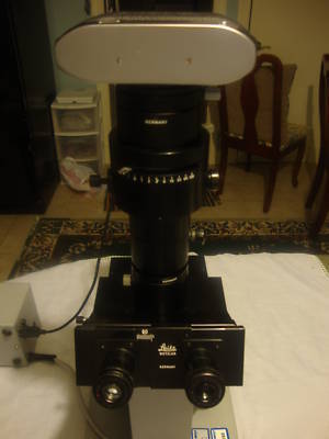 Leitz diavert inverted photographic microscope